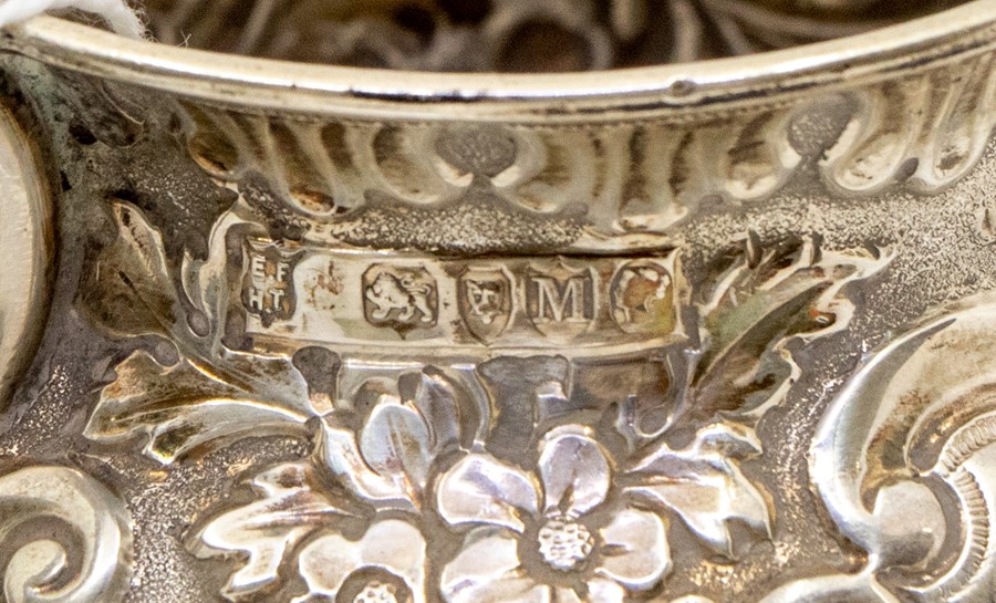 A Victorian small silver jug, profuse chased foliate decoration, by Horace Woodward & Co, London, - Image 2 of 2