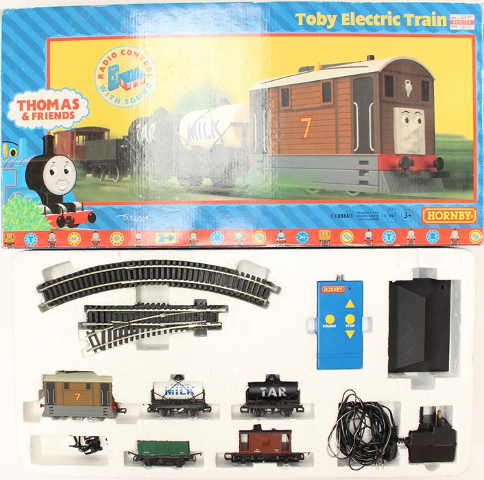 Hornby: A boxed Hornby, OO Gauge, Toby Electric Train Set, R9044, appears complete, general box