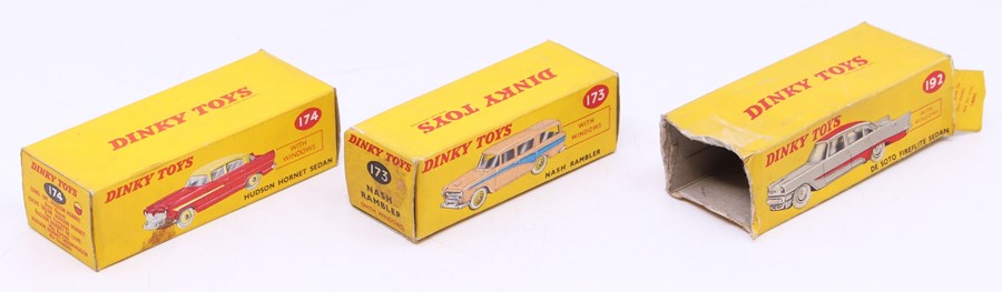 Dinky: A boxed Dinky Toys, Nash Rambler, 173, salmon pink with blue flash, correct colour spot on - Bild 3 aus 4