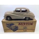 Victory: A boxed Victory Industries, Surrey, battery operated, 1:18 Scale, Austin Somerset, beige