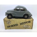 Victory: A boxed Victory Industries, Surrey, battery operated, 1:18 Scale, Morris Minor Saloon, grey