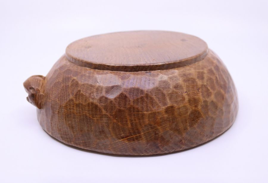 A Carved mouseman bowl,diameter: 24.5cm (approx.), height: 8cm (approx.) - Image 3 of 5