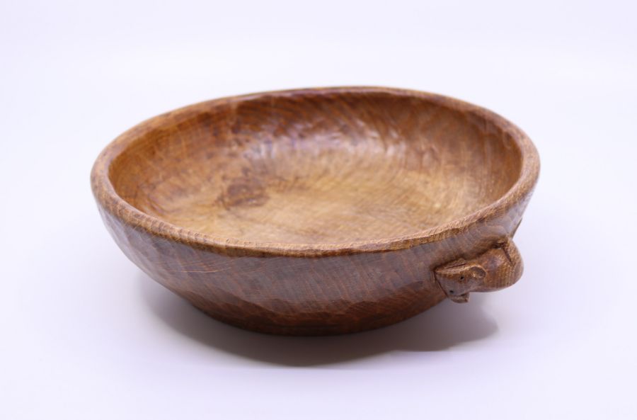 A Carved mouseman bowl,diameter: 24.5cm (approx.), height: 8cm (approx.)