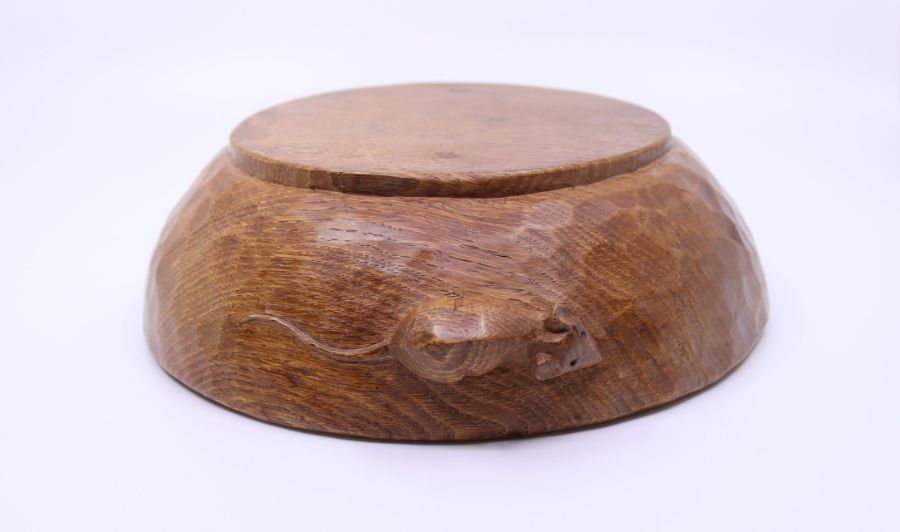 A Carved mouseman bowl,diameter: 24.5cm (approx.), height: 8cm (approx.) - Image 4 of 5