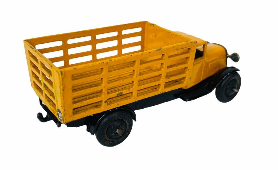 4x Dinky Toys Assorted Trucks & 1x Trailer. Lot Includes: No.25F Market Gardeners Lorry - Yellow - Image 3 of 13