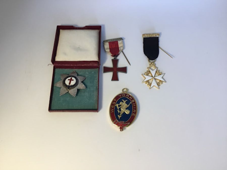 Holy Royal Arch Knight Templar priests items to include Tunic, mantle, mitre along with sword in - Image 3 of 6