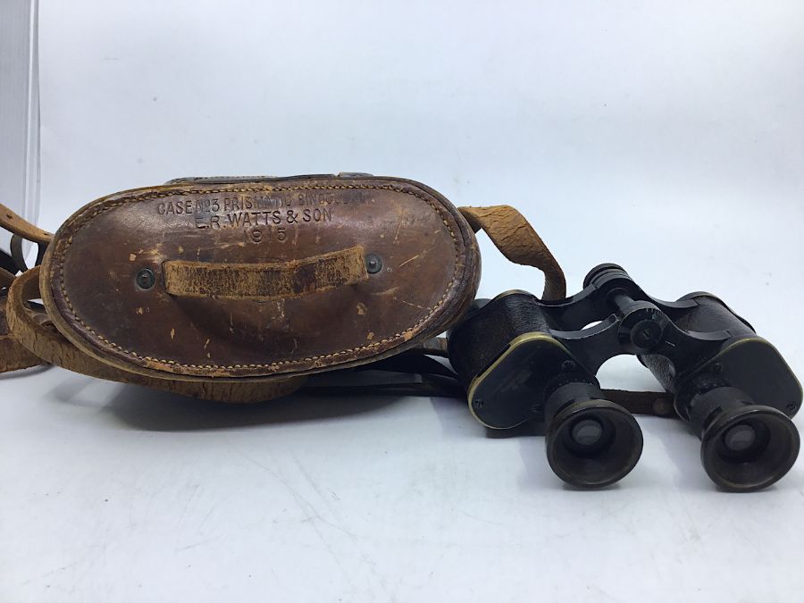 a pair of WWI British military binoculars, Prismatic No 3 (Mark II), Carl Zeiss, dated 1915 to
