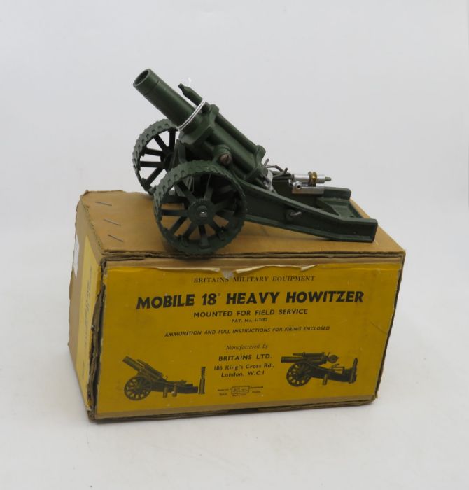A Britain's mobile 18" heavy howitzer, no 9740, in original box