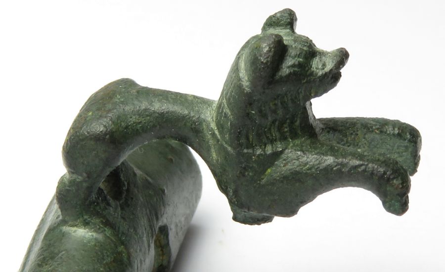 Roman Lion Bow Brooch    Circa, 1st century AD. Copper-alloy, 18.80 g, 30 mm x 29 mm. A well - Image 3 of 4