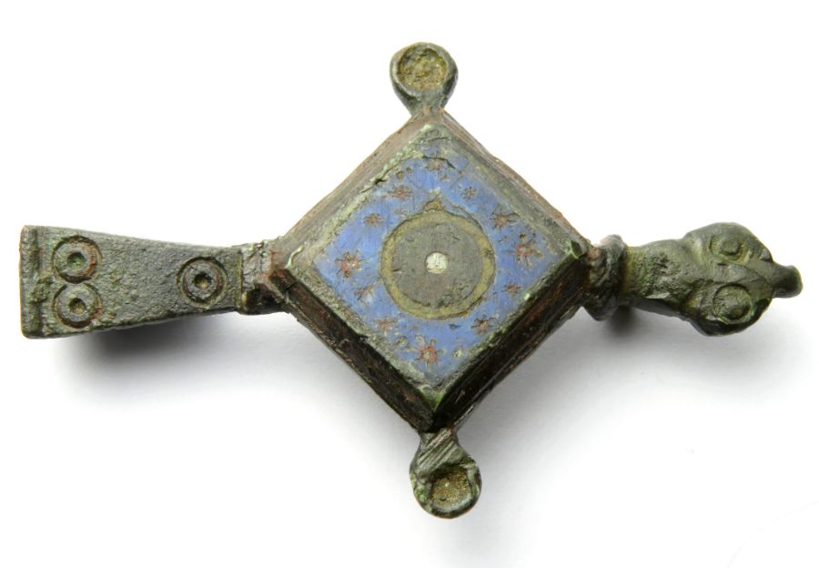 Roman composite plate brooch with a lozenge-shaped body, zoomorphic head and fantail foot