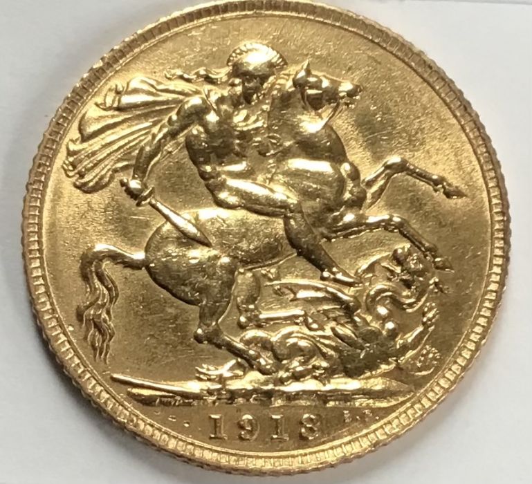 George V 1913 Sovereign with hallmarked  9ct gold mount and chain. - Image 3 of 4