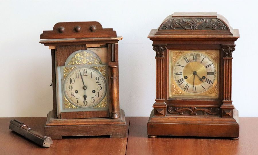 An early 20th cent large oak cased mantle clock an similar (a/f)