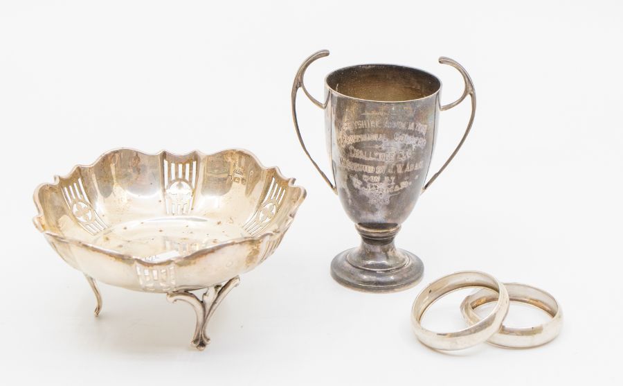 Items of silver comprising:- a small two handled trophy awarded for the 'Derbyshire Association of - Image 4 of 4