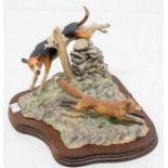 Border Fine Arts fox hound chasing fox, good condition, no damage