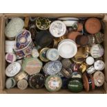 A quantity of trinket boxes to include examples by Royal Doulton in various media including filigree