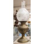 *** PLEASE NOTE CHANGE OF IMAGE *** Early 20th Century brass oil lamp with etched glass shade, along