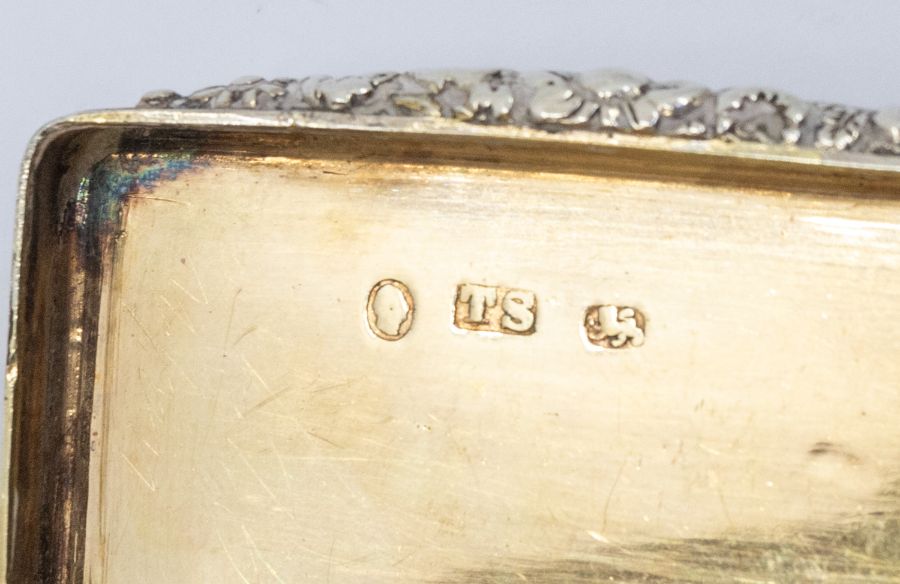 A William IV silver snuff box, reeded sides with foliate thumbpiece, engine turned decoration, the - Image 2 of 2