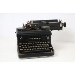 1930s black typewriter.