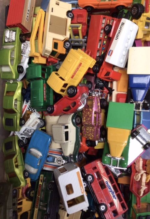 Die cast: large quantity of vintage die cast vehicles. Mostly Matchbox. Please study pictures. - Image 3 of 5