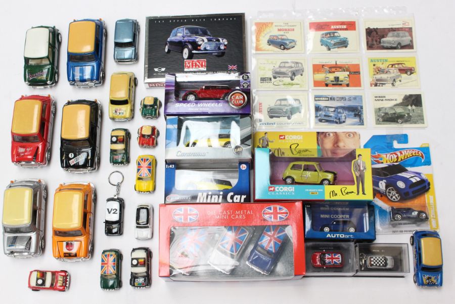 Diecast: A collection of assorted boxed and unboxed diecast vehicles to include various examples