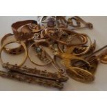 Quantity of 9ct and other jewellery including cufflinks, swallow brooch rings and similar  Faults