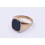 A 9ct gold bloodstone siget ring