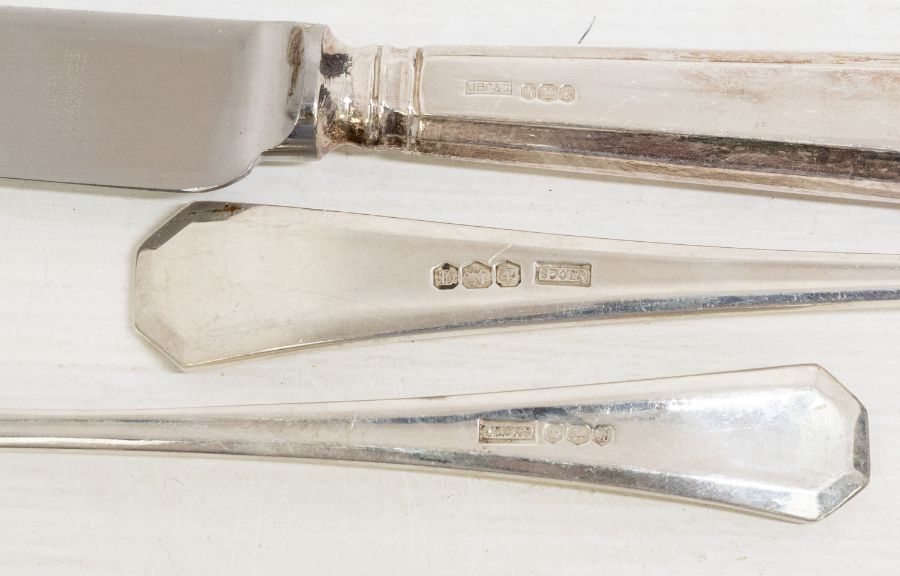 An Art Deco style twelve piece silver flatware service, all pieces engraved with initials, - Image 3 of 3