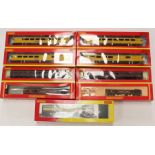 Hornby: A collection of assorted Hornby OO Gauge boxed coaches to comprise: Operating Mail Coach