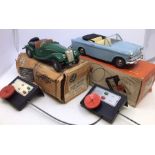 Victory Industries: A Victory Industries 1:18 scale battery operated Hillman Minx Convertible,