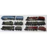 OO Gauge: A collection of seven assorted unboxed OO Gauge locomotives to include Hornby, Bachmann,