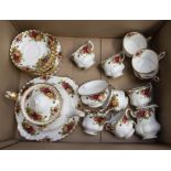 Royal ALbert Country Roses tea service (Q)