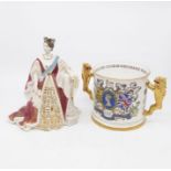 Royal Worcester Boxed Queen Victoria along with Paragon Queen Elizabeth Loving Mug