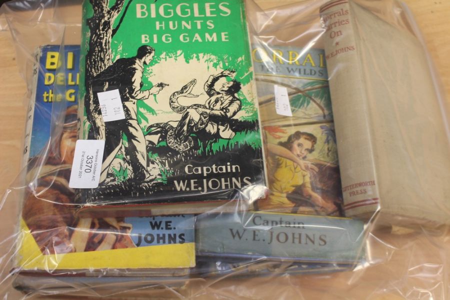 Collection of eight Biggley and Worrals 1930s and 40s books