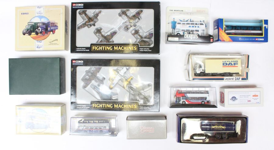 Corgi: A collection of assorted modern boxed Corgi diecast to include: Original Omnibus, Fighting