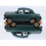 Victory: A boxed Victory Industries, Surrey, battery operated, 1:18 Scale, Vauxhall Velox, green