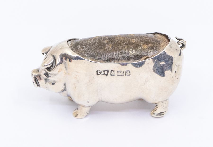 An Edwardian silver novelty pin cushion modelled as a pig, hallmarked by Levi & Salaman, - Image 2 of 3