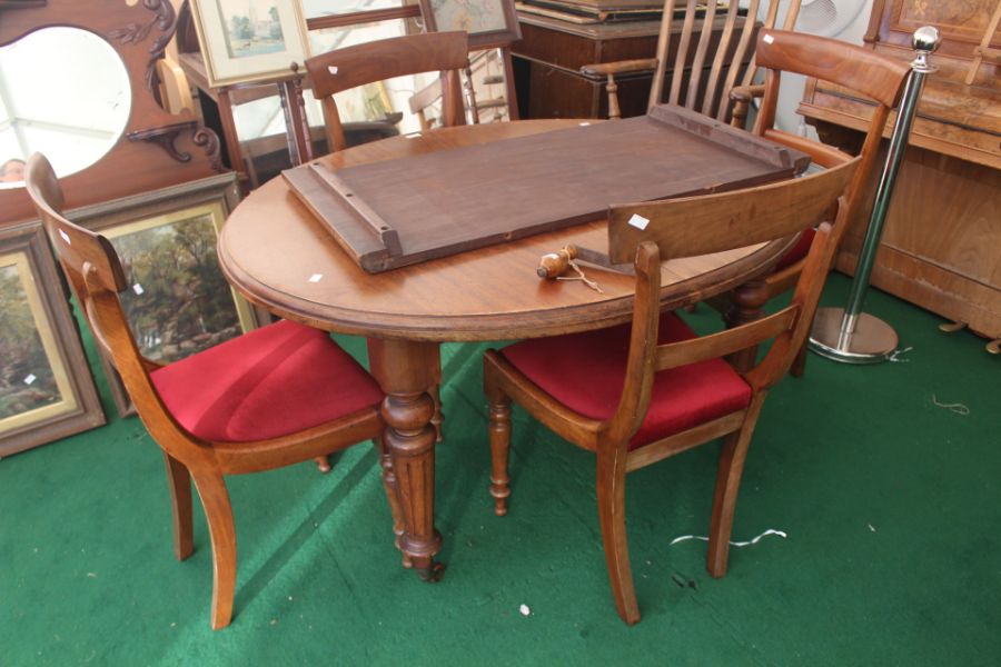 A Victorian mahogany dining table leaf and key