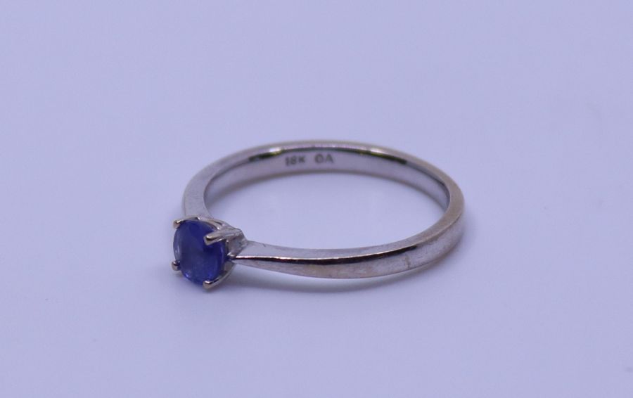 An 18ct white gold simple stone tanzanite ting, the round-cut tanzanite approx.0.33ct - Image 2 of 3