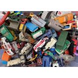 Diecast: A large collection of playworn vehicles, approximately two hundred, mostly matchbox. Please