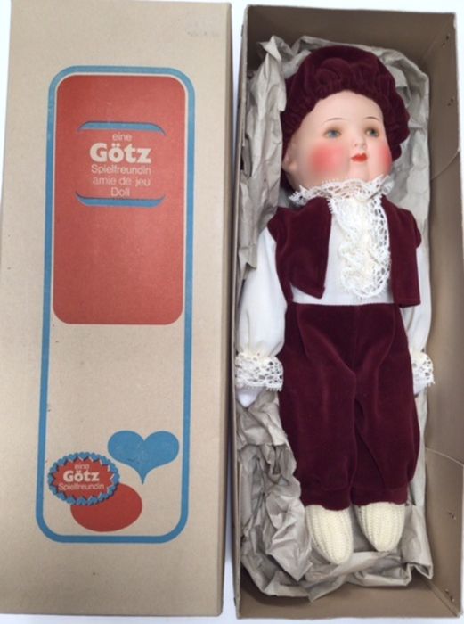 Gotz: A pair of Gotz dolls, one 13” tall, one 18” tall, both in original boxes, along with another - Image 4 of 4