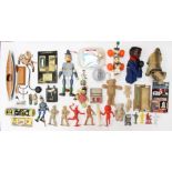 Collectables: A collection of assorted trinkets and small toys to include: Marx plastic figures,