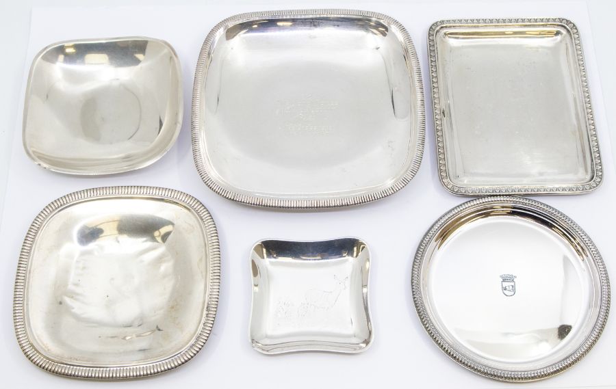 Three Continental silver various pin dishes, stamped 925 825, 800, approx 8.02 ozt (249.2 grams)