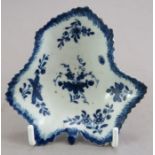 A late eighteenth century porcelain Worcester blue and white pickle dish in the Vine pattern,  c.