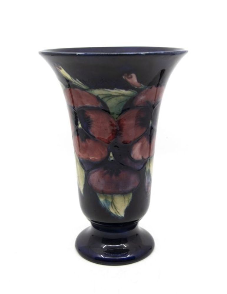 The Christmas Decorative Arts Auction - Webcast Only - Postage and Safe Click/Collect Only