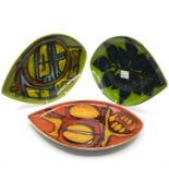 ***RE-OFFER JAN A/C £50-£70*** Poole Pottery: 5 Poole Pottery Delphis dishes shape 91, 3 on red