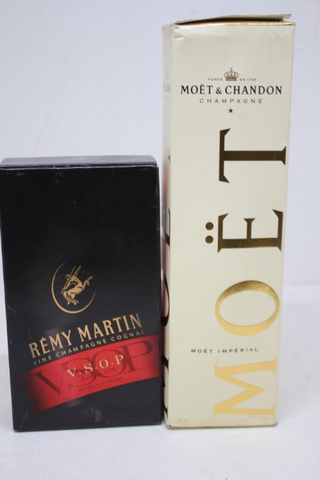 Remy Martin Champagne Cognac & Moet Chandon - Image 2 of 4