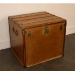 A fine quality early 20th cent French AUX- ETATS-UNIS Paris steamer trunk in the style of LV