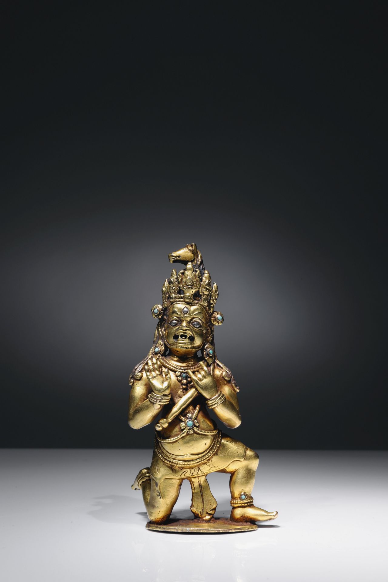 KNEEING HAYAGRIVA