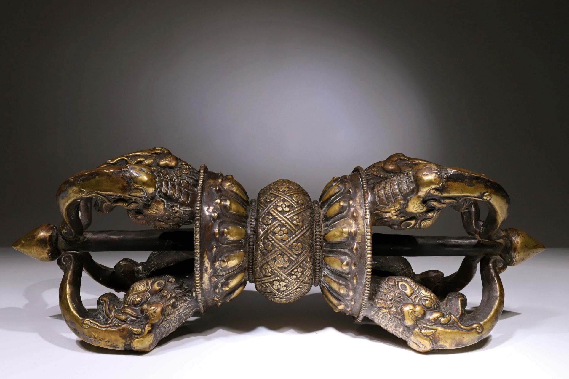 LARGE VAJRA WITH MAKARAS - Image 2 of 3