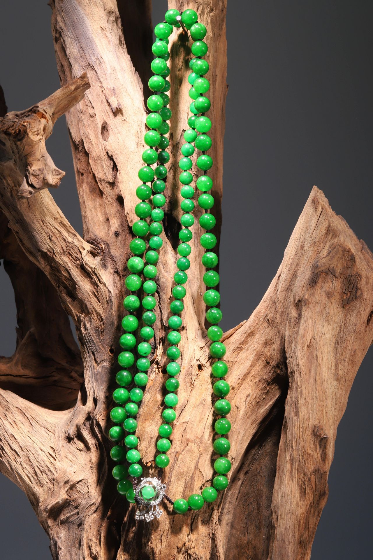 JADE NECKLACE